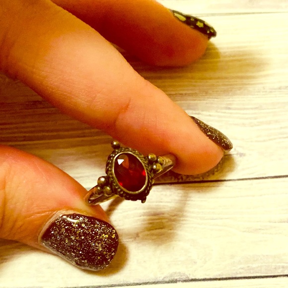 Jewelry - Vintage Ruby Ring